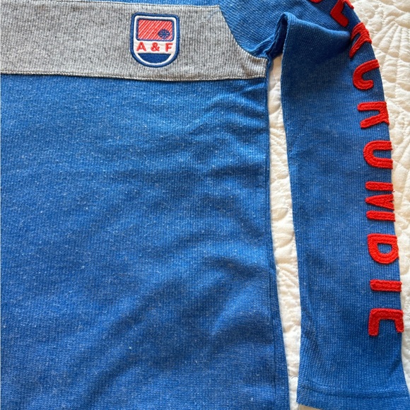 Abercrombie Kids Long Sleeve- Kids Size 9/10 - Picture 4 of 11